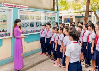 Tách nhà giáo ra khỏi đối tượng điều chỉnh của Luật Viên chức