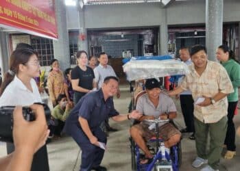 Công ty May Ruviteks (Liên bang Nga) tiếp tục đồng hành xây dựng cầu, đường nông thôn mới nâng cao tại tỉnh Bến Tre