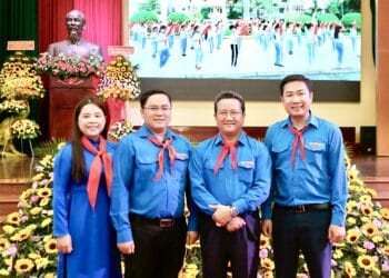 TS. Hồ Minh Sơn vinh dự tiếp tục nhận bằng khen của Chủ tịch UBND Bến Tre năm 2025