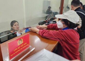 Công dân nào được miễn phí khi nộp hồ sơ cấp phiếu lý lịch tư pháp?