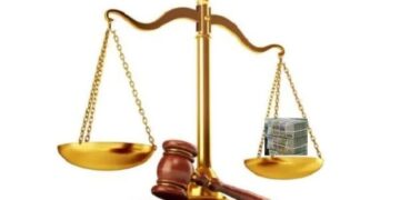 Cú bắt tay giữa luật sư và cựu phó phòng TAND Cấp cao tại Đà Nẵng để lật ngược bản án