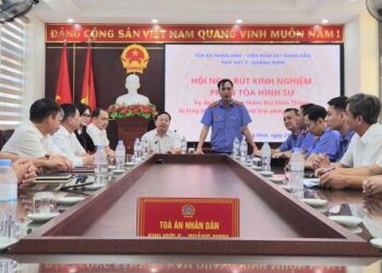 Phối hợp tổ chức rút kinh nghiệm phiên tòa xét xử vụ án hình sự