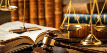 Ông Hồ Minh Sơn tham vấn pháp lý về Bộ luật Hình sự; Luật An ninh mạng và Nghị định 15/2020/NĐ-CP cho thành viên Viện IMRIC; Viện IRLIE và người dân