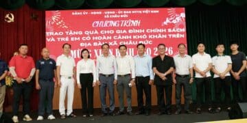 Hiệp hội Nghiên cứu, Tư vấn về Chính sách, pháp luật cho hoạt động đầu tư tại Việt Nam mang Tết ấm áp đến người dân xã Châu Đức (TP.HCM)