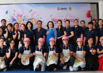 Sôi nổi Họi thi nấu ăn, Chương trình văn nghệ tại Trường Đại học Hùng Vương TP.HCM