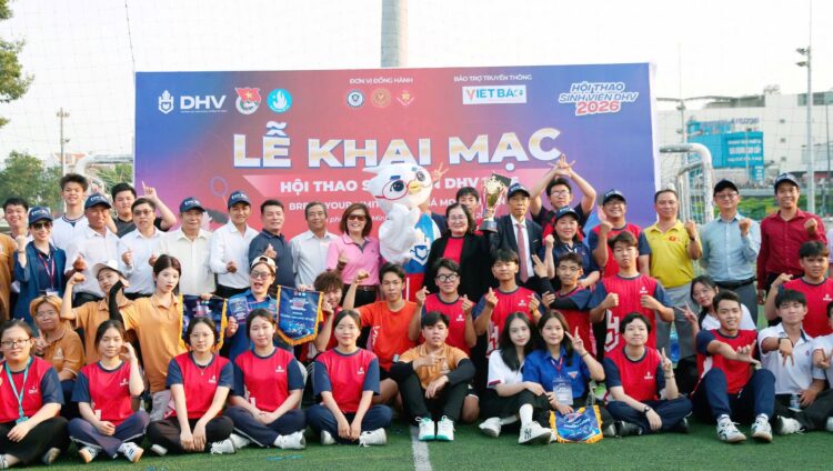 Trường Đại học Hùng Vương Thành phố Hồ Chí Minh tổ chức hội thao sinh viên: Lan tỏa tinh thần thể thao, hun đúc bản lĩnh trí – lực sinh viên