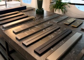 Không ngừng cải tiến công nghệ và mẫu mã thoát sàn thương hiệu Takumizima