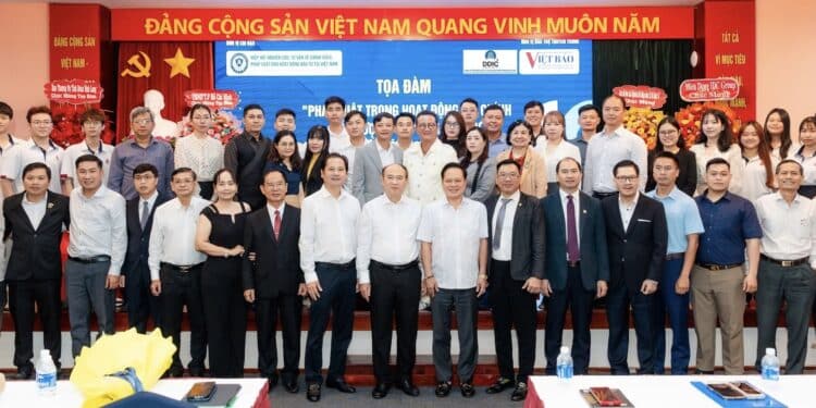 Công ty CP ĐTXD PT Đông Đô đồng hành, hỗ trợ toạ đàm “Pháp luật trong hoạt động tài chính về nhượng, góp vốn, đầu tư các dự án bất động sản tại Việt Nam”